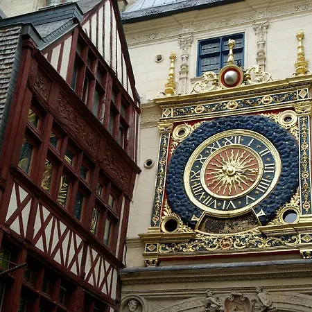 Petit Champ Des Oiseaux Rouen